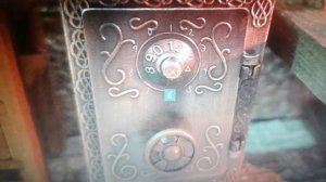 Откривем сейв и заходим в 5 дверь в игре sally face!