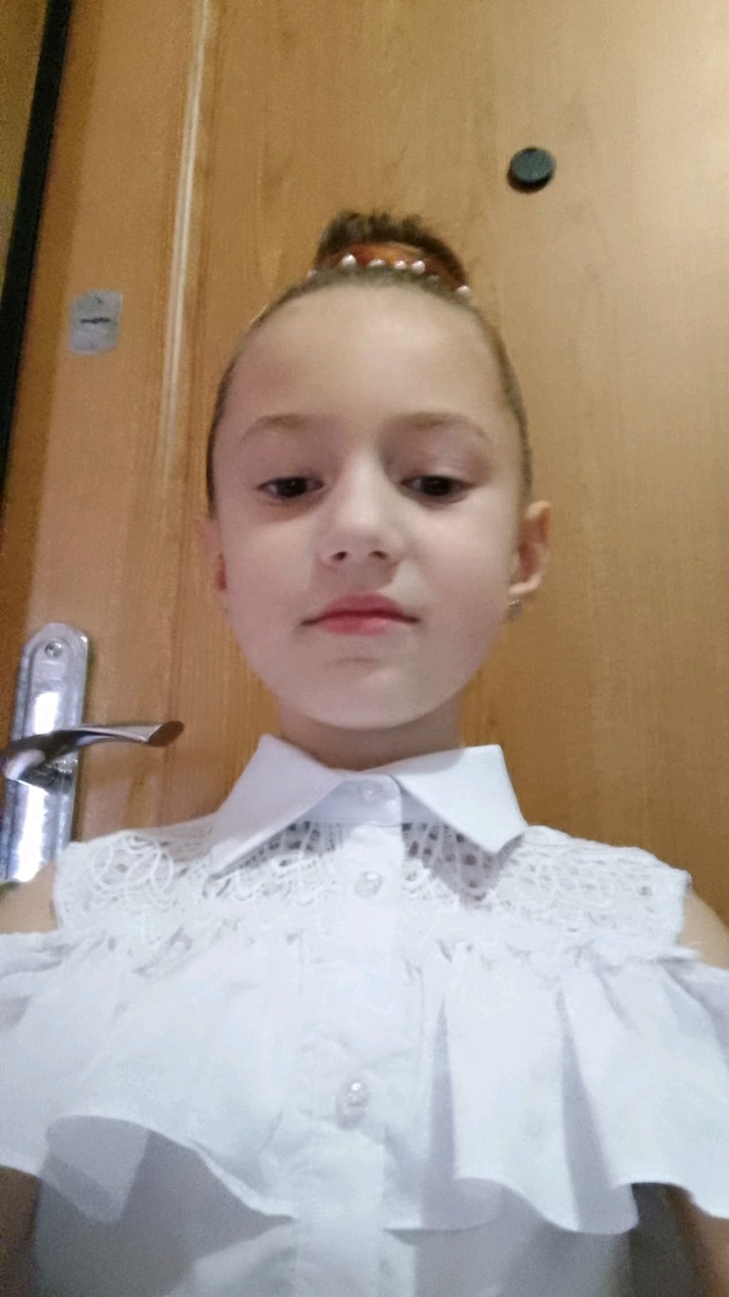 теона школьница
