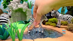 Lots of African Safari Wild Animals Toys Figurines Collection