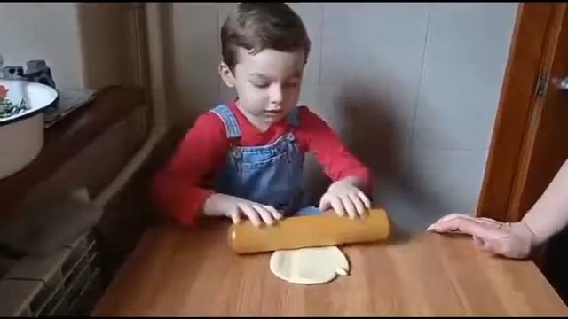 Атоян Сергей "Секреты национальной кухни". смотреть онлайн