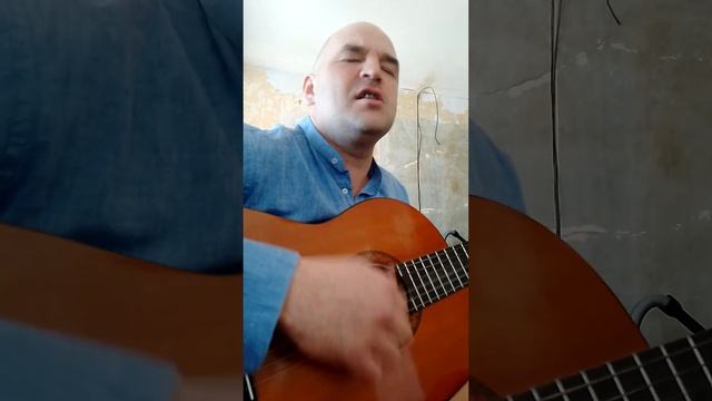 просветленный на гитаре)) закрой за мной дверь цой (кавер) смотреть онлайн