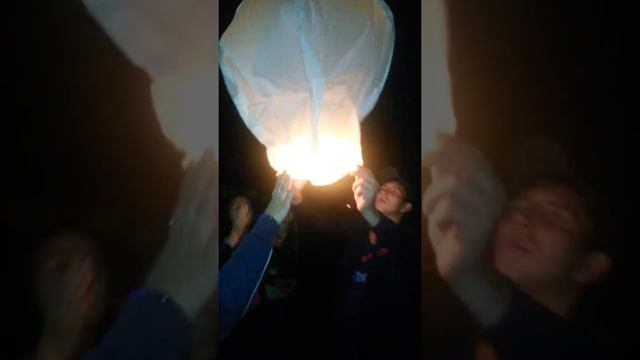 В первый раз запускают китайский шарик😀 смотреть онлайн