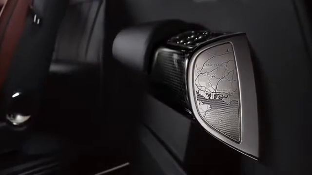 Un auto extraordinario: 2016 Rolls-Royce Phantom Zenith Collection смотреть онлайн