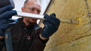 Демонтаж теплоизоляции дома