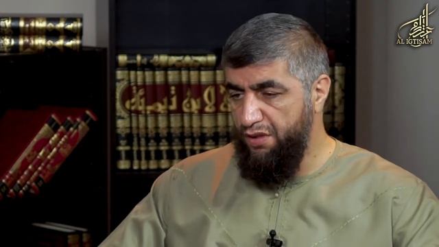 Закрывайте двери и окна с наступлением темноты смотреть онлайн