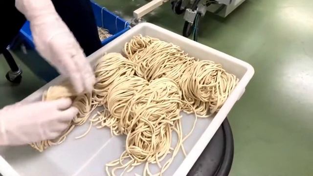 Онлайн класс по лапше рамен в стиле Джиро: производство лапши на рамен машине, варка, сервировка смотреть онлайн