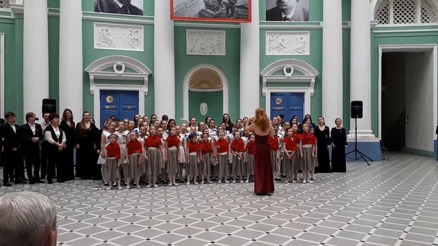 ПятьПлюс и хор МПГУ "Пусть всегда будет солнце". Выступление в МПГУ, май 2018г. смотреть онлайн