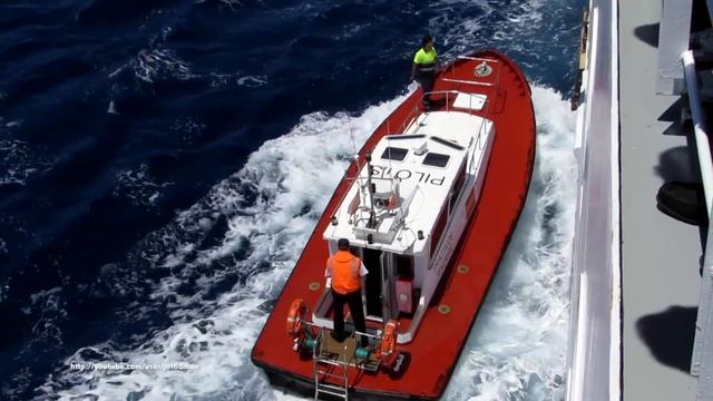 TENERIFE PILOTS boarding MSC OPERA смотреть онлайн