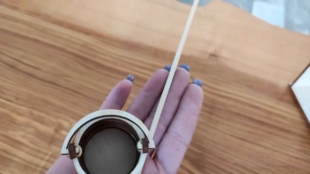 Миниатюрные принадлежности для кукольного домика. Ведро и швабра для кукол своими руками смотреть онлайн