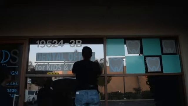 ART CreActive - Smile Design Studios - Window Stickers смотреть онлайн