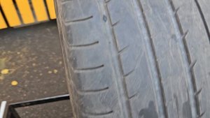 Yokohama advan sport 105v 275 35 R22