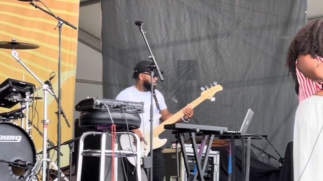 Danielle Ponder “Some of Us Are Brave” Live at Newport Folk Festival, July 29, 2023 смотреть онлайн