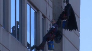 Illinois children's hospital gets windows washed by superheroes