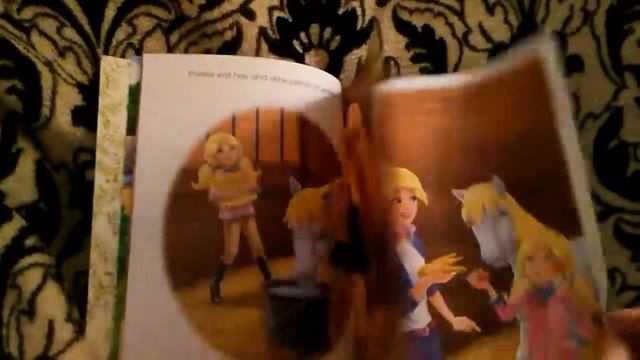 Barbie: My Book of Ponies смотреть онлайн