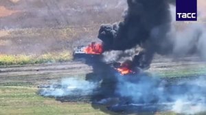 Российские_войска_FPV_дроном_уничтожили_танк,_пытавшийся_прорваться