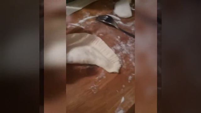 Готовлю первый раз Азербайджанские кутабы. смотреть онлайн