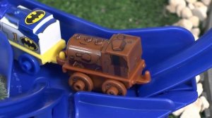 Brave Thomas HALLOWEEN Stories with Thomas and Friends Toys