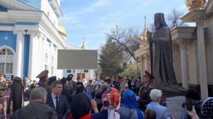 Торжественное открытие и освящение памятника святителю Луке в Ташкенте.
