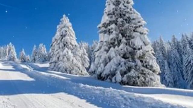 ЗИМА СТУЧИТСЯ В НАШИ ДВЕРИ смотреть онлайн