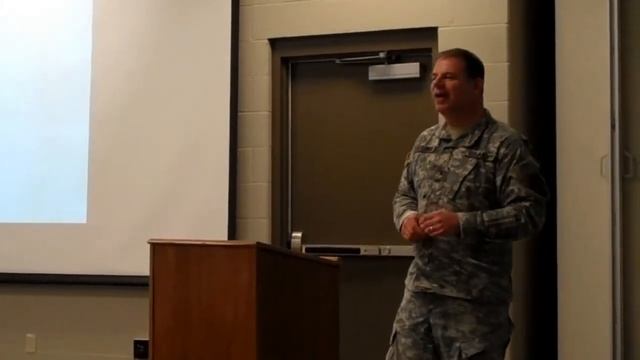 COL Dan Kozlowski talks on leadership to LDA смотреть онлайн