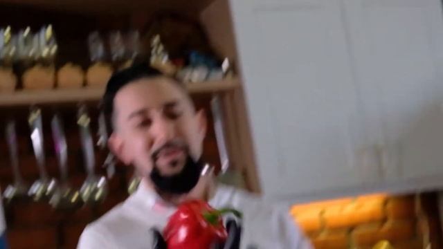 Epic Food video. B ROLL. Теплый салат. Артишок