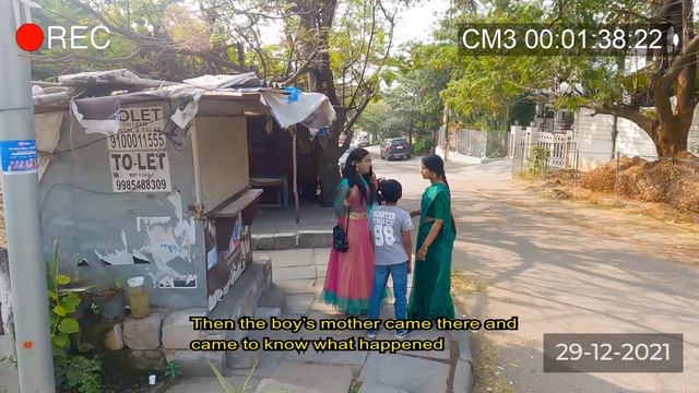 THIS IS VERY BAD 😡 | She Is So Brave & Saved Young Lady LIfe 🙏 | Socail Awareness Video by @eyecam. смотреть онлайн