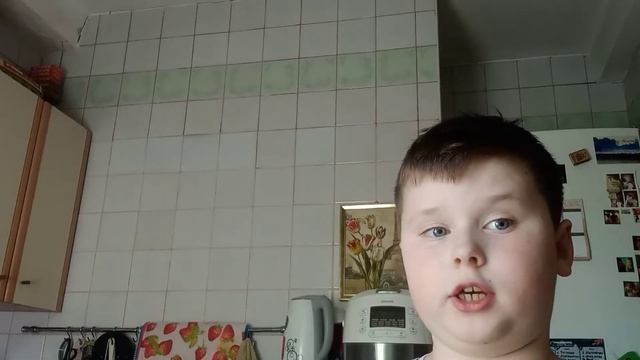 Пробуем СТРАННУЮ еду из РАЗНЫХ стран МИРА (первая часть!) смотреть онлайн