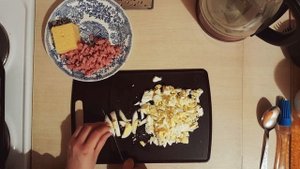 КНИГА РЕЦЕПТОВ*ПИЦЦА С ЯЙЦАМИ
