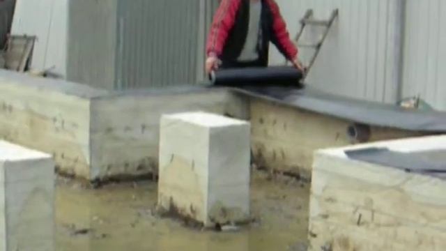 Стройка дома из оцилиндрованного бревна в деревне Гребнево апрель 2008 г. смотреть онлайн