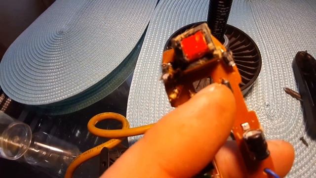 Скачок напруги, огляд зарядки фонарика смотреть онлайн