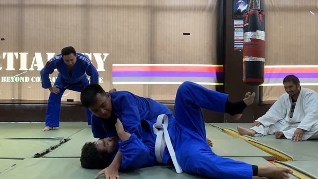 Opera of Menace - by Dr.S.Suhaizy смотреть онлайн