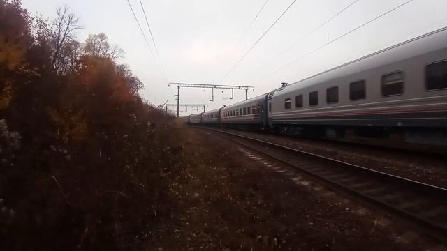 Электровоз ЭП1-165 со скорым поездом №062М Москва-Владивосток. смотреть онлайн