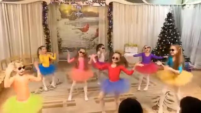 Я в голубом купальнике смотреть онлайн