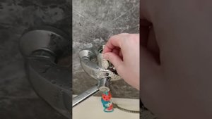 Замена картриджа в однорычажном смесителе