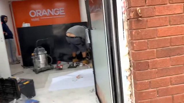 Branding, window frosting, signature solution смотреть онлайн