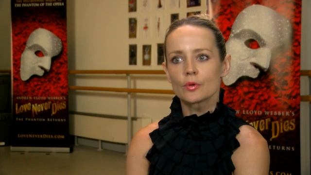 LOVE NEVER DIES: Raoul 10 years later смотреть онлайн