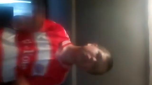 В ЧЕСТЬ НГ "ПОТОЛОК ЛЕДЯНОЙ" В МОЁМ ИСПОЛНЕНИИ смотреть онлайн