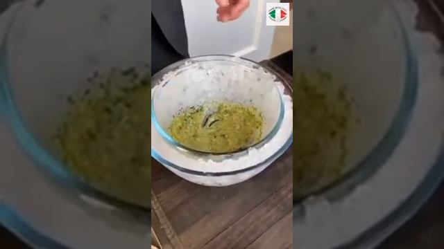 Показываем как готовиться Тартар из говядины в модном Миланском ресторане!