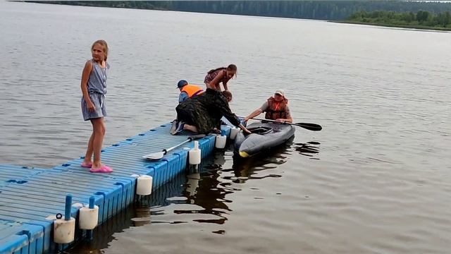 Пробный выход на воду на байдарке.