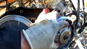 Вариатор Suzuki KingQuad, собираем