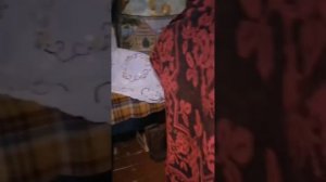Вдруг как в сказке скрипнула дверь..