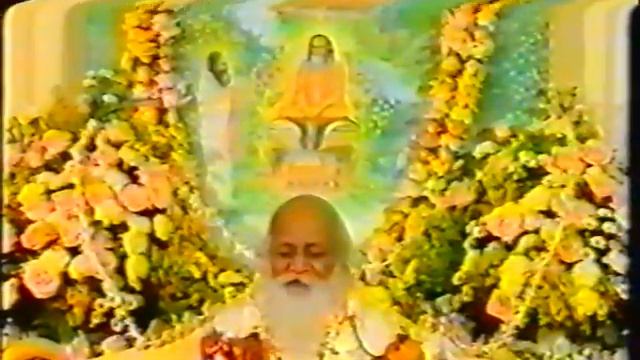 Maharishi on Guru Purnima Celebration 22.07.1994. Part 1 смотреть онлайн