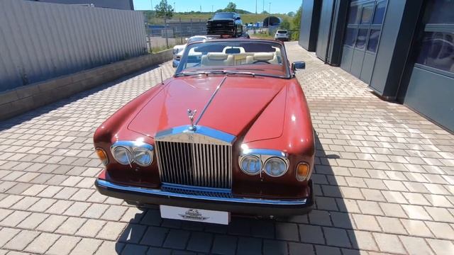 Rolls-Royce Corniche 12000km prominenter Vorbesitz Einmalig 360° смотреть онлайн