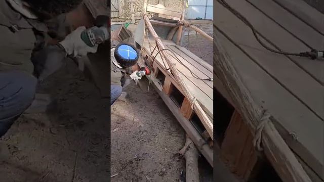 Зачищаем сани к покраске