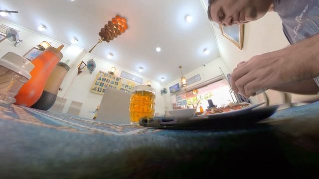 Кафешка вегетарианская 1.70 лапша с капустой вкус как у щей и рис с овощными ролами