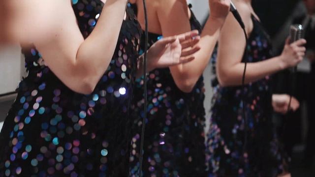 Russian Roulette Magazine Christmas Party in Opera Gallery / London, December, 2018 смотреть онлайн