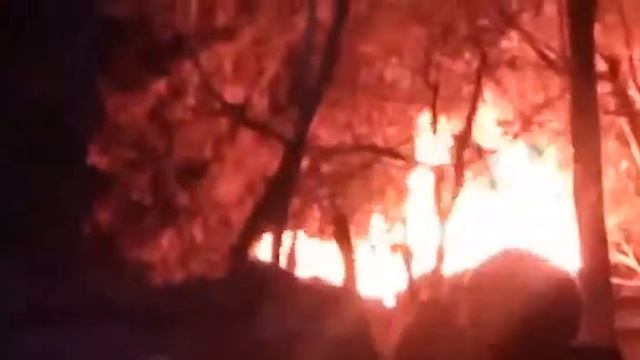 Пожар возле школы N11 смотреть онлайн