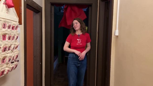 кто живет в особняке - внутренняя кухня студии смотреть онлайн