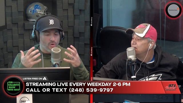 Are You Losing Your Passion For College Basketball? | The Valenti Show with Rico смотреть онлайн