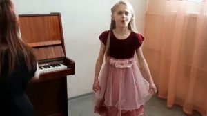 Финская песня в обработке А. Вишкарева «По ягоды» исполняет Садкова Мария